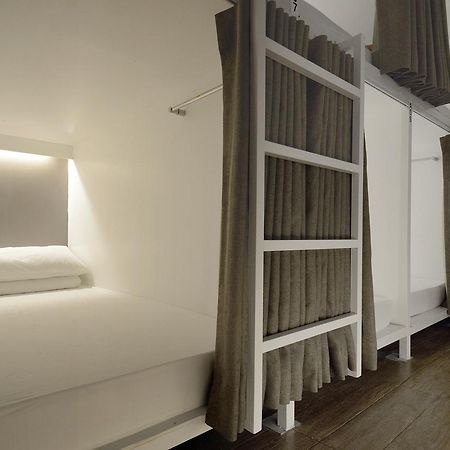 Memoires De Saigon Hostel Ho Chi Minh City Exterior photo